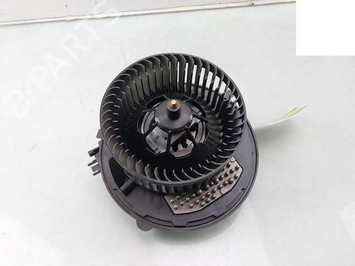 Heater blower motor VW GOLF VIII (CD1, DA1) 2.0 TDI | BP30184005M62 