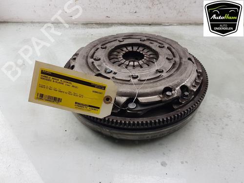 Used Flywheel MERCEDES-BENZ B-CLASS Sports Tourer (W246, W242) B 180 (246.242) (122 hp) 21795397