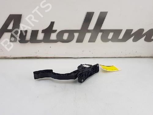 Used Pedal VOLVO V40 Hatchback (525) D2 (114 hp) 12014467