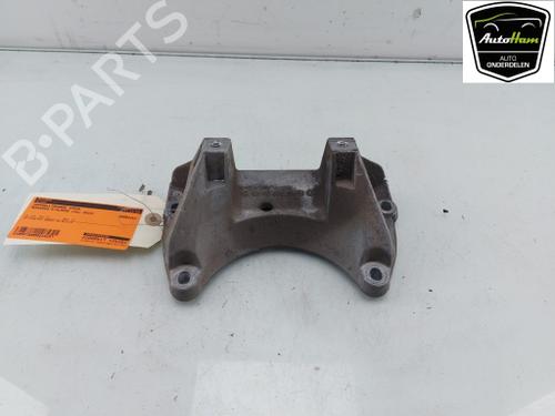 Used Gearbox mount Gearbox mount MERCEDES-BENZ E-CLASS (W212) E 220 CDI / BlueTEC (212.001, 212.002) (170 hp) 12045677 12045677