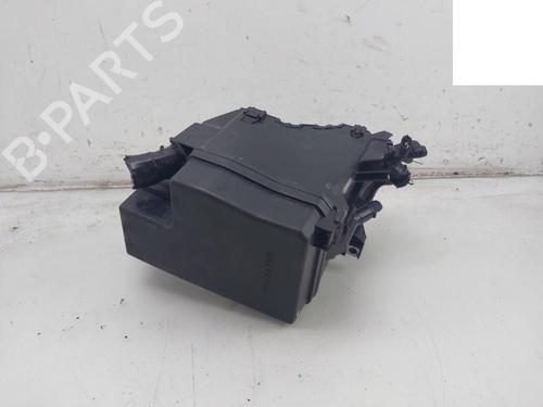 Used Fuse box TOYOTA RAV 4 IV (_A4_) 2.5 Hybrid 4WD (AVA44, AVA44_) (197 hp) 30388379