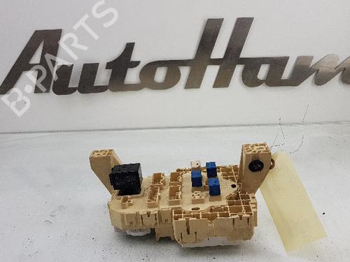 Used Fuse box OPEL AGILA (B) (H08) 1.2 (F68) (86 hp) 12028720