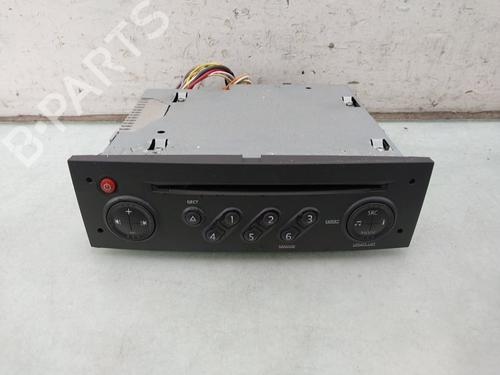Used Radio Radio 39209811 39209811
