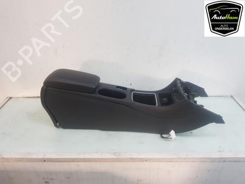 Used Middle console Middle console MERCEDES-BENZ A-CLASS (W176) A 180 (176.042) (122 hp) 15541514 15541514