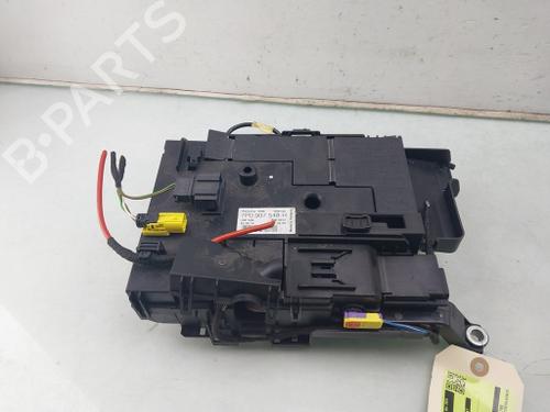 Used Ignition distributor Ignition distributor PORSCHE CAYENNE (92A) 3.0 Diesel (262 hp) 31041141 31041141