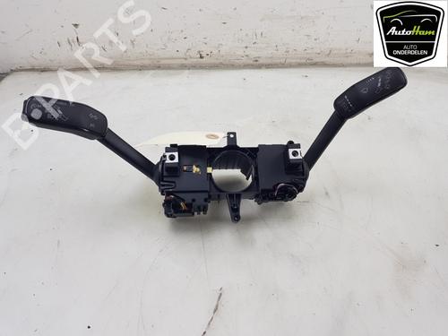 Used Steering column stalk SEAT IBIZA V (KJ1, KJG) 1.0 (75 hp) 17646504