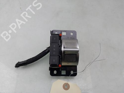 Used Gear lever Gear lever PEUGEOT 208 II (UB_, UP_, UW_, UJ_) e-208 (136 hp) 30299989 30299989