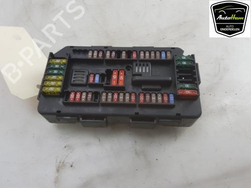 Used Fuse box BMW 1 (F21) 116 i (136 hp) 13107106