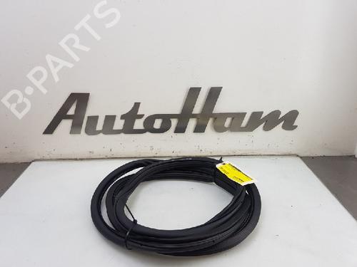 Used Rubber door seal VW GOLF VII Variant (BA5, BV5) 1.0 TSI (115 hp) 13144376