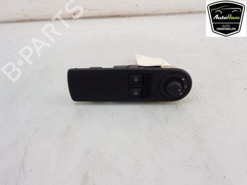 Used Switch Switch RENAULT CLIO IV (BH_) 0.9 TCe 90 (BHNF, BHMA, BHMH, BHJK, BHJR) (90 hp) 12041573 12041573