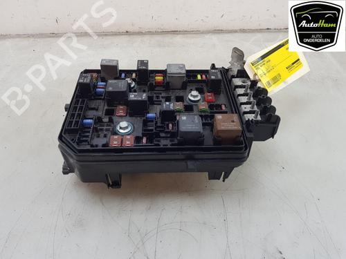 Used Fuse box OPEL ASTRA K Sports Tourer (B16) 1.6 CDTi (35) (136 hp) 20485082