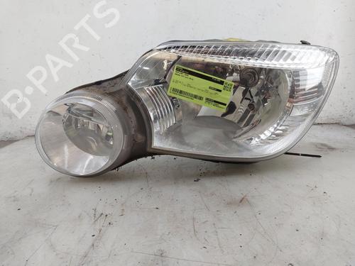 Used Left headlight Left headlight SKODA YETI (5L) 1.2 TSI (105 hp) 36698872 36698872