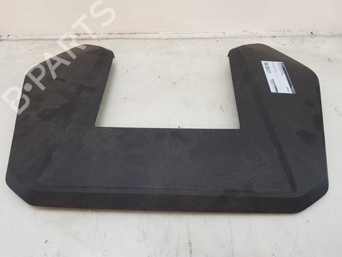Used Underbody protection PEUGEOT 208 II (UB_, UP_, UW_, UJ_) e-208 (136 hp) 24888040