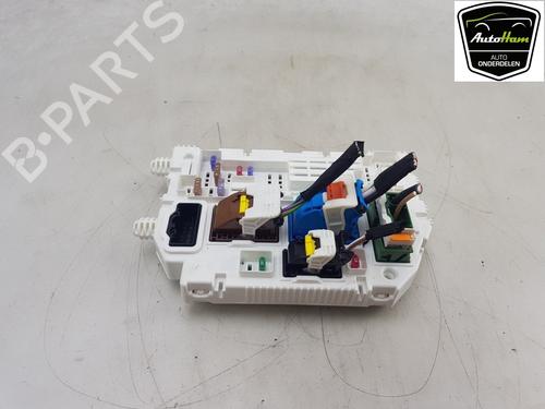 Used Fuse box PEUGEOT 308 SW III (FC_, FJ_, FR_, F4_, FN_) Hybrid 180 (F4DGXT) (181 hp) 19279984