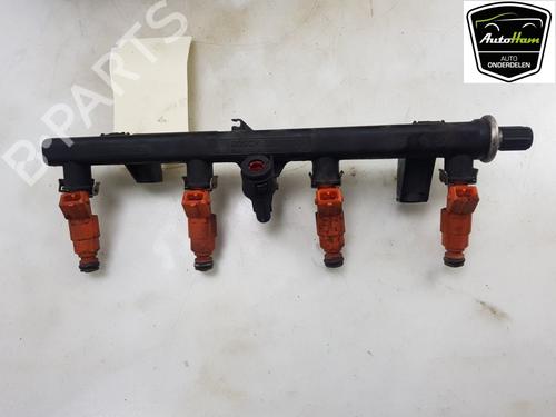 Used Injection rail ALFA ROMEO 147 (937_) 1.6 16V T.SPARK ECO (937.AXA1A, 937.BXA1A) (105 hp) 15508180