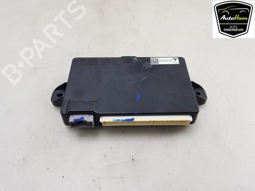 Used Electronic module TESLA MODEL X (5YJX) 75D AWD (525 hp) 17185784