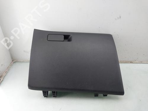 Used Glove box HYUNDAI i20 III (BC3, BI3) 1.0 T-GDI hybrid 48V (101 hp) 32443571