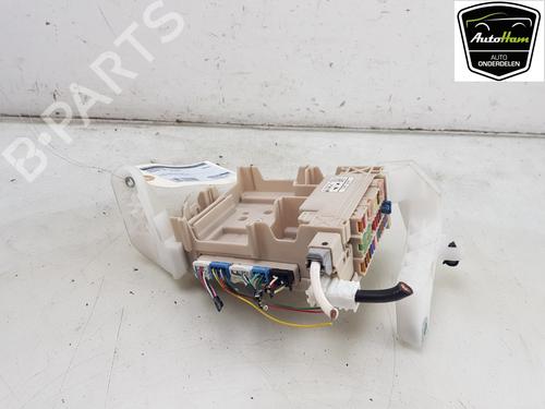 Used Fuse box PEUGEOT 108 1.0 VTi 72 (72 hp) 22925899