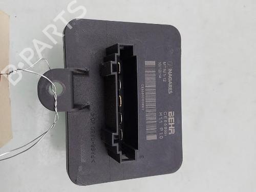 Used Heater resistor PEUGEOT 308 SW II (LC_, LJ_, LR_, LX_, L4_) 1.2 THP 130 (131 hp) 30102717