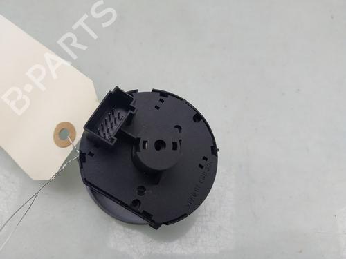 Headlight switch VW CADDY III Box Body/MPV (2KA, 2KH, 2CA, 2CH) 1.6 TDI | BP29812888I24 