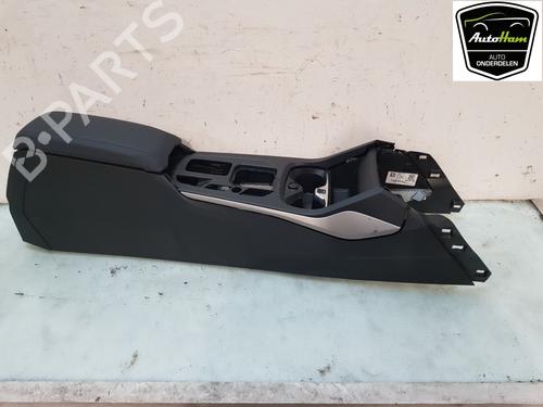 Armrest / Center console BMW 1 (F40) 118 i | BP20720596I20 