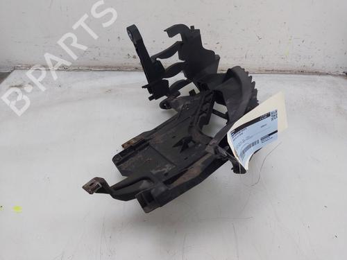 Right headlight support AUDI A4 B8 Avant (8K5) 2.0 TDI | BP29504109C156 
