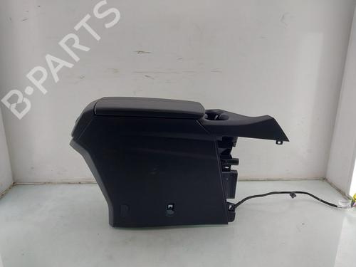 Armlæn Armlæn PEUGEOT 5008 II (MC_, MJ_, MR_, M4_) 1.2 Hybrid 136 (MRHPYC) (136 hp) 35751933 35751933