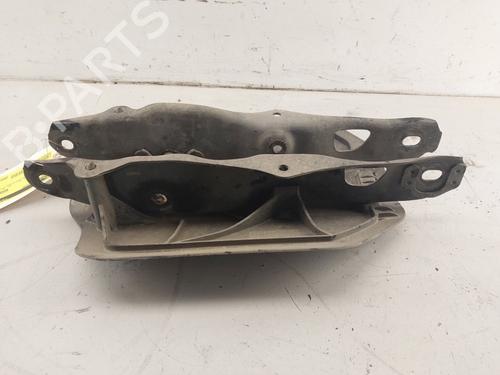 Used Right rear suspension arm Right rear suspension arm 38200292 38200292