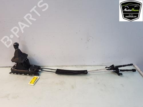 Used Gear lever Gear lever SEAT ARONA (KJ7, KJP) 1.0 TSI (95 hp) 18306257 18306257