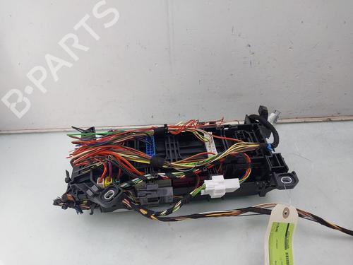 Used Fuse box MERCEDES-BENZ A-CLASS (W176) A 180 (176.042) (122 hp) 30509915
