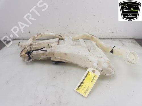 Used Windscreen washer tank BMW 5 (F10) 520 i (184 hp) 16678091