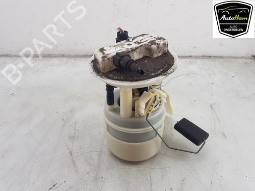 Used Fuel pump RENAULT CLIO II (BB_, CB_) 1.2 16V (BB05, BB0W, BB11, BB27, BB2T, BB2U, BB2V, CB05,... (75 hp) 21070638