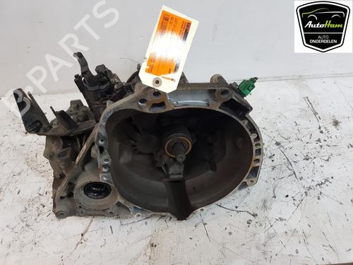 Used Gearbox NISSAN MICRA III (K12) 1.2 16V (80 hp) 12044344