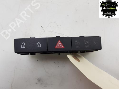 Used Warning switch OPEL ASTRA J Sports Tourer (P10) 1.3 CDTI (35) (95 hp) 13104708