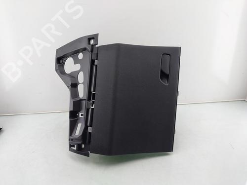 Used Glove box AUDI A1 Sportback (GBA) 30 TFSI (116 hp) 25033631