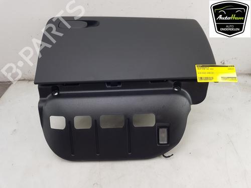 Used Glove box Glove box 17742682 17742682