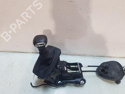 Gear lever PEUGEOT 208 II (UB_, UP_, UW_, UJ_) 1.2 PureTech 100 | BP25377351M90 