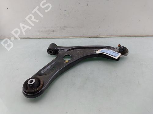 Used Right front suspension arm TOYOTA AYGO X (_B7_) 1.0 VVT-i (KGB70) (72 hp) 28112510
