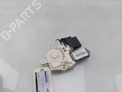 Used Electronic module VW GOLF VI (5K1) 1.4 TSI (122 hp) 24943544