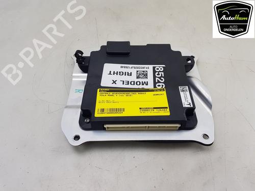 Used Electronic module TESLA MODEL X (5YJX) 75D AWD (525 hp) 17212074