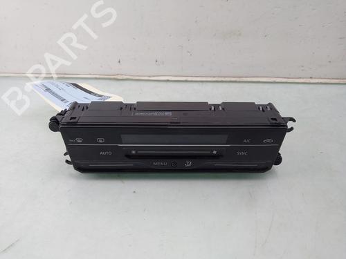 AC Styreenhet / Manøvreringsenhet VW POLO VI (AW1, BZ1, AE1) 1.0 TSI (95 hp) 30102757