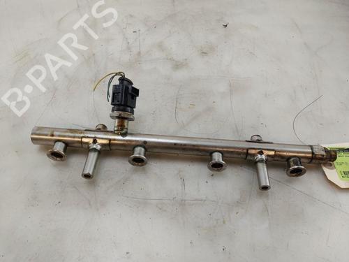 Einspritzleiste für Einspritzleiste VW GOLF VII (5G1, BQ1, BE1, BE2) 2.0 GTI (245 hp) 33845173 33845173