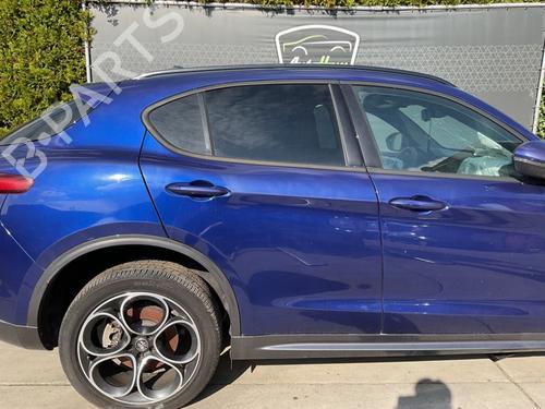 Used Right rear door ALFA ROMEO STELVIO (949_) 2.0 Q4 (949.AXA2A) (280 hp) 29395342