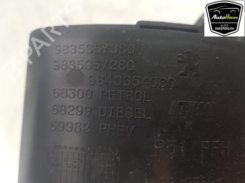 Fuel flap PEUGEOT 308 III (FB_, FH_, FP_, F3_, FM_) Hybrid 225 (F3DGYT, F3DGNH) | BP15787572C131 