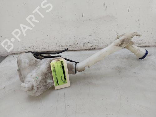 Used Windscreen washer tank Windscreen washer tank PEUGEOT 208 I (CA_, CC_) 1.4 VTi (95 hp) 33812020 33812020