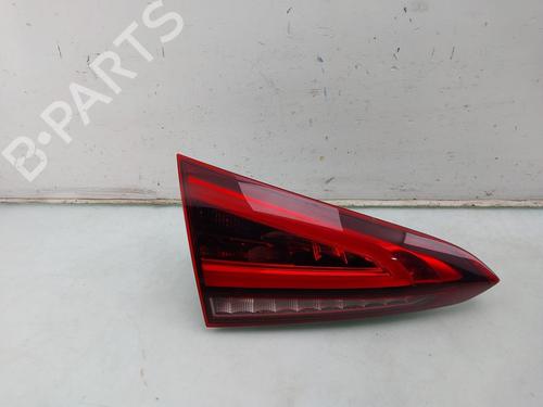 Venstre baglygte MERCEDES-BENZ A-CLASS (W177) AMG A 35 4-matic (177.051) (306 hp) 33120503