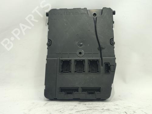 Used Fuse box RENAULT SCÉNIC II (JM0/1_) 1.9 dCi (JM14) (131 hp) 29259637