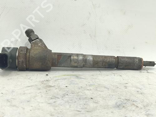 Used Injector Injector OPEL CORSA C (X01) 1.3 CDTI (F08, F68) (70 hp) 32319334 32319334