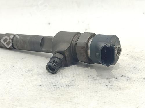 Used Injector Injector FIAT STILO (192_) 1.9 JTD (192_XE1A) (115 hp) 33965143 33965143
