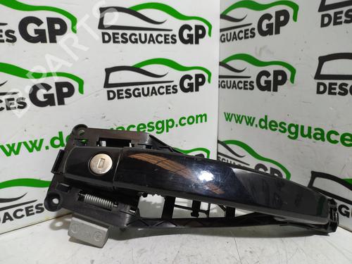 Used Front left exterior door handle OPEL ASTRA H (A04) 1.7 CDTI (L48) (100 hp) 7153930